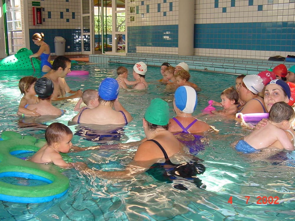 foto NATACION PREINFANTIL